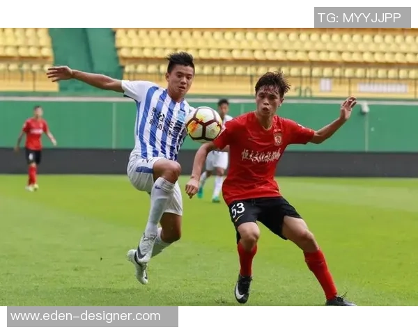 恒大与富力首发阵容对比分析揭示双方战术布局与实力差距